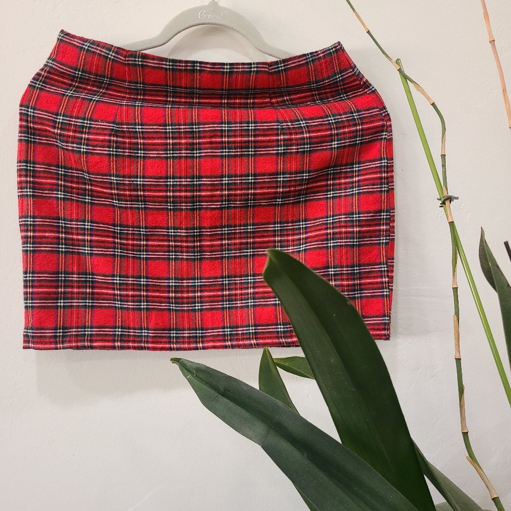 SHEIN Size Small Red Plaid Skirt